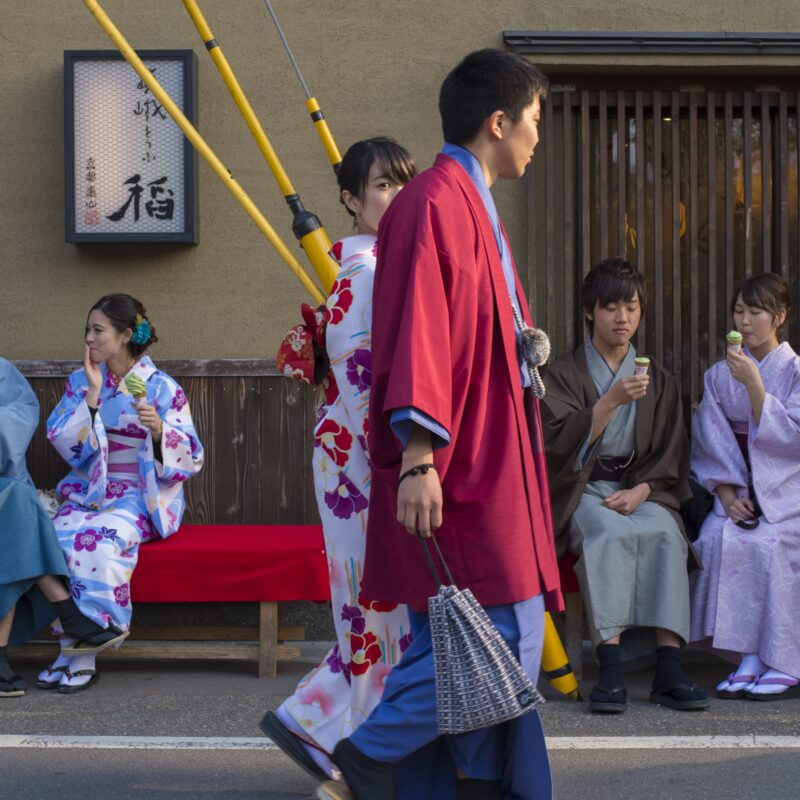 SILVIA PÄRMANN. Jaapani muinasjutud. Kyoto, 2017