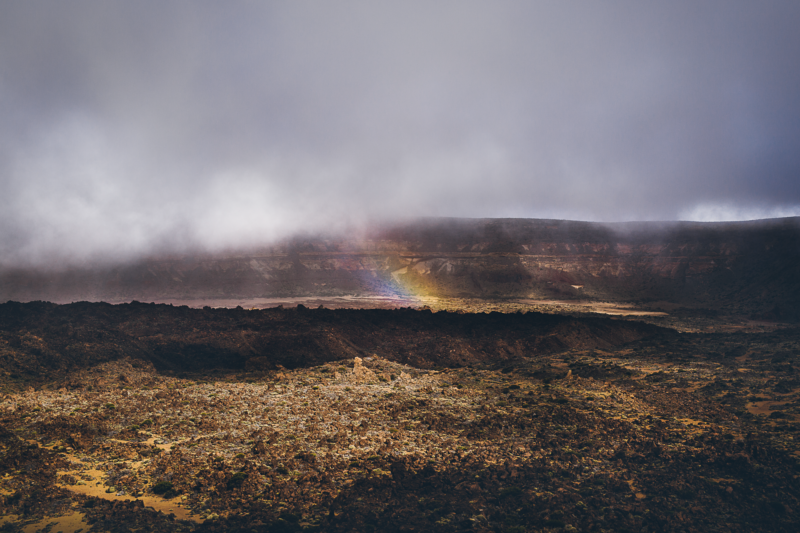 ELIKA HUNT. Vulkaani kraater, Tenerife, 2014